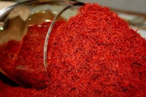 نقش پررنگ خارجیها در تعیین قیمت زعفران ایرانی