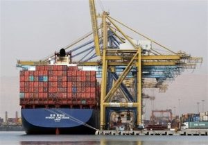 صادرات ۱۳۱ هزار تن کالای غیرنفتی از گمرک بندرلنگه