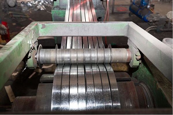 صادرت فولاد کم نشده است