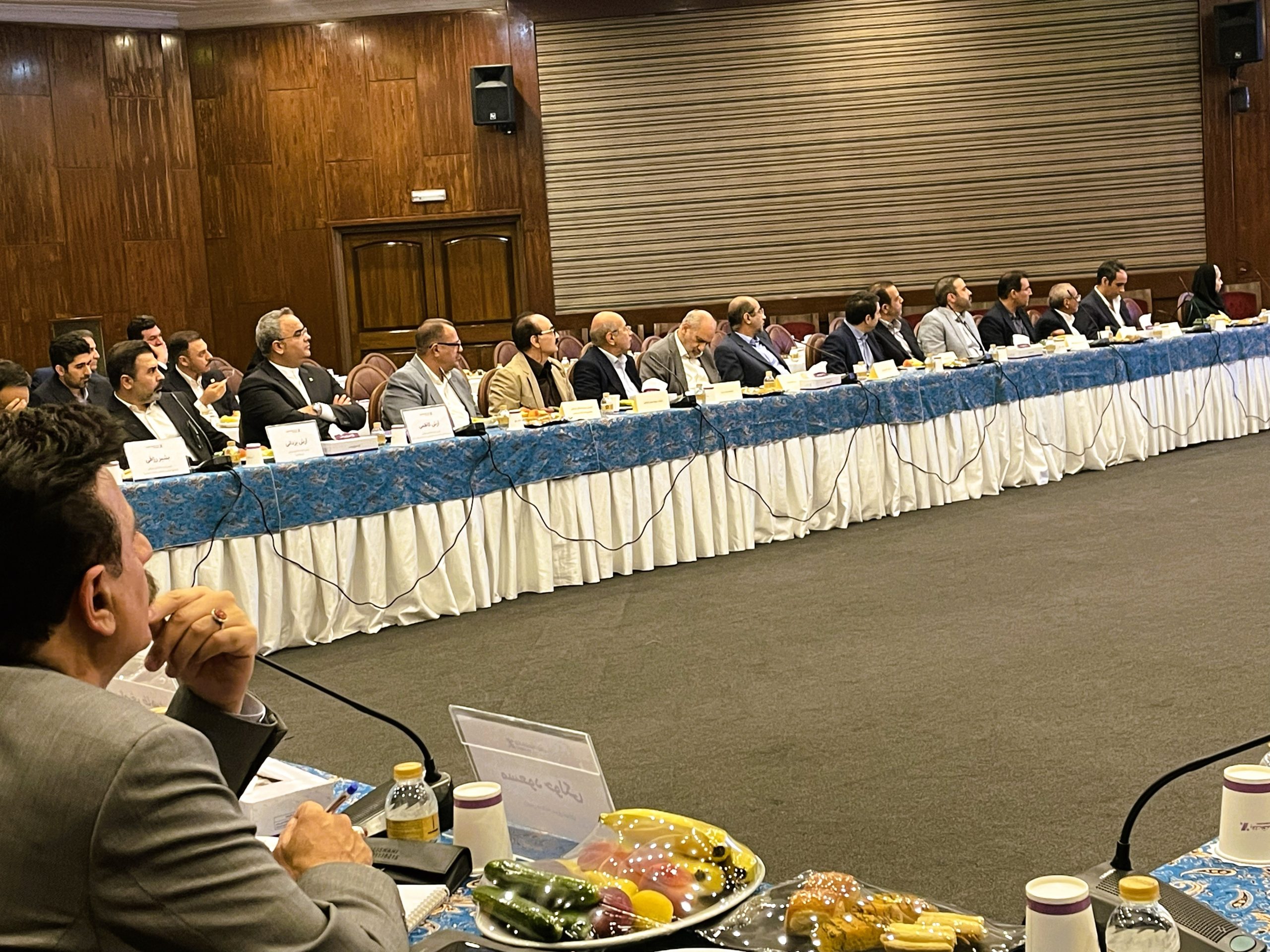 نشست انجمن صادرکنندگان صنعتی، معدنی و خدمات مهندسی و بانک اقتصادنوین